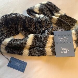 NWT SimplyVera Vera Wang Loop Scarf Grey and White Stripe